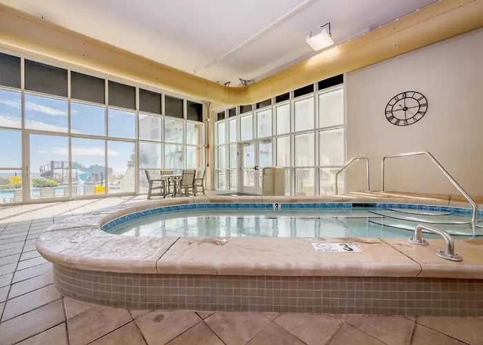 Phoenix Gulf Towers 306
