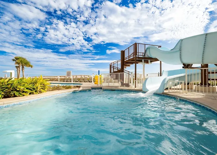Phoenix Gulf Towers 306 Apartment