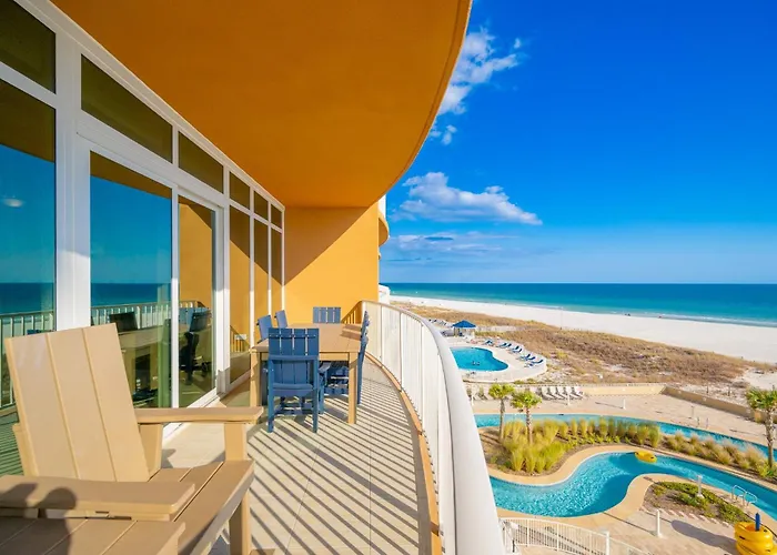Phoenix Gulf Towers 306 Apartment *